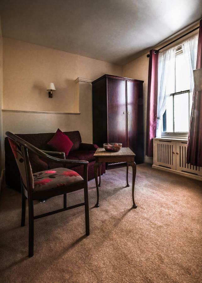 The Royal Hotel Llangollen Extérieur photo